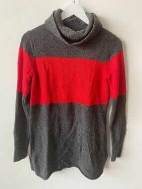 Athleta Colorblock Turtleneck Sweater Gray Red Size Medium Cozy Knit Tunic